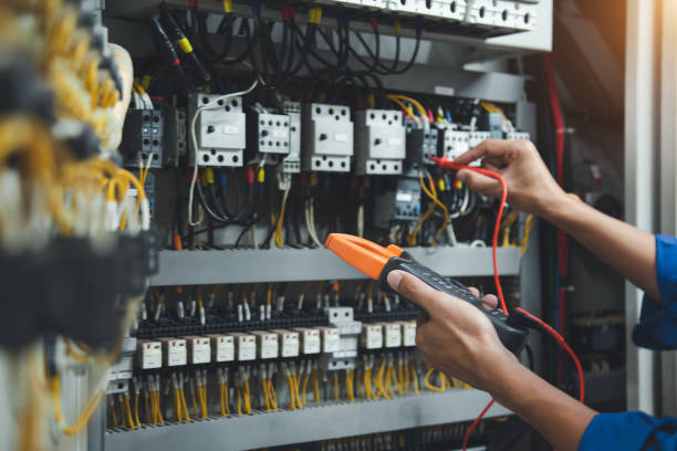 Best Electrical Outlet Repair  in Flora, AL